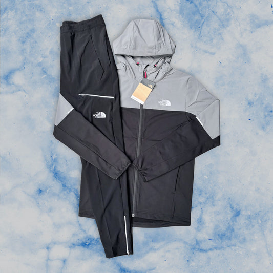 THE NORTH FACE VENT TRACKSUIT - BLACK/GREY